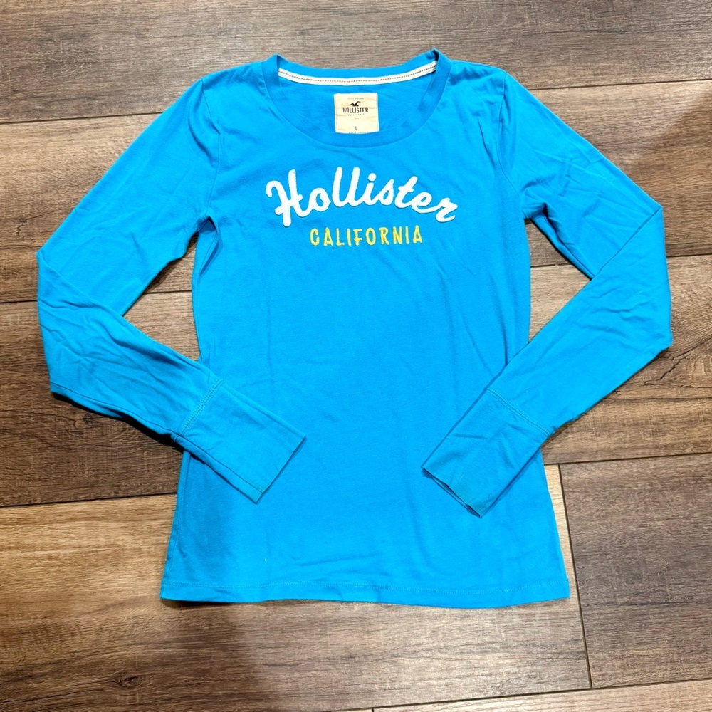 Size Large Hollister Co. Crewneck Long Sleeve Shirt